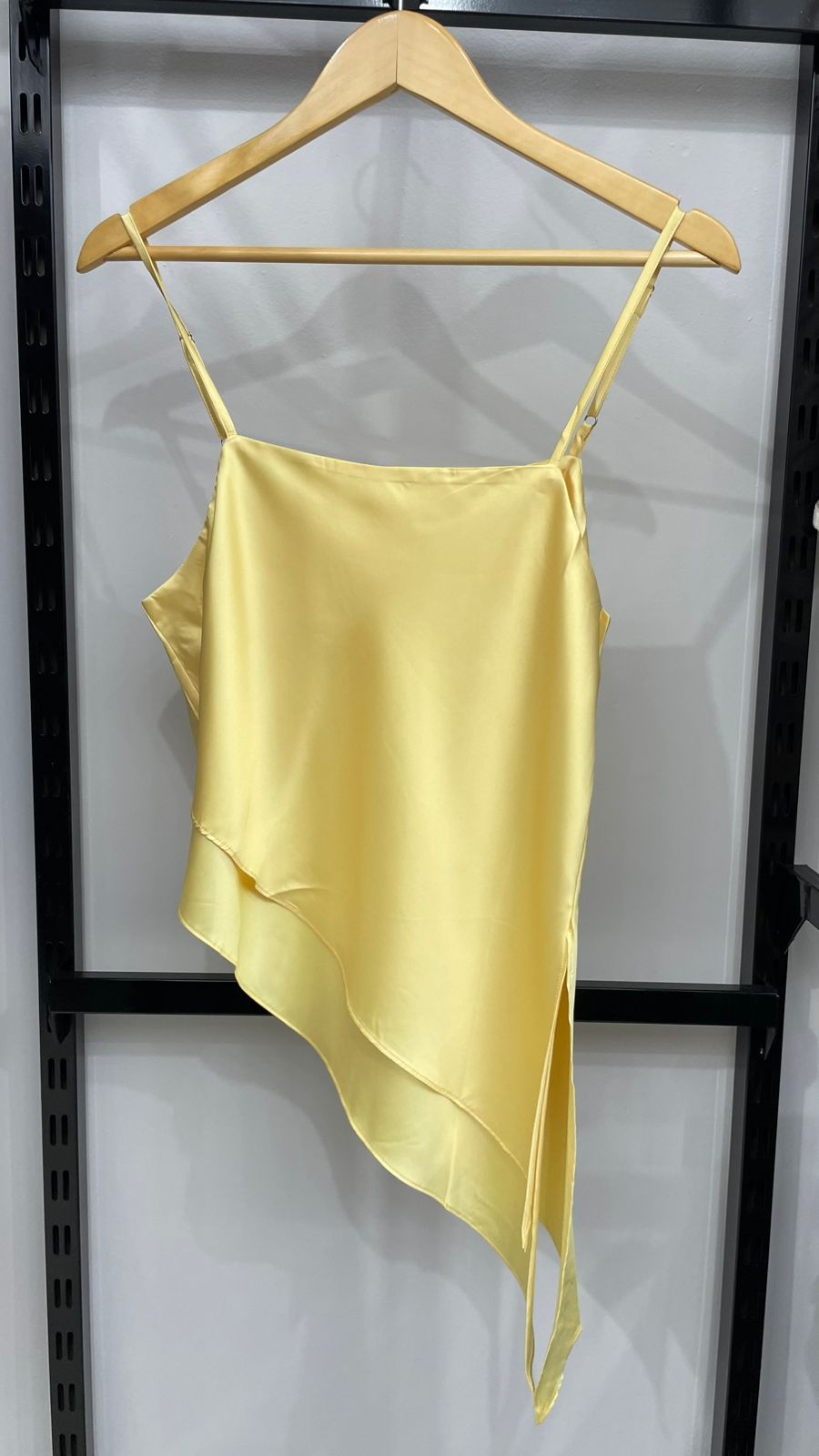 BLUSA ALCINHA SEDA