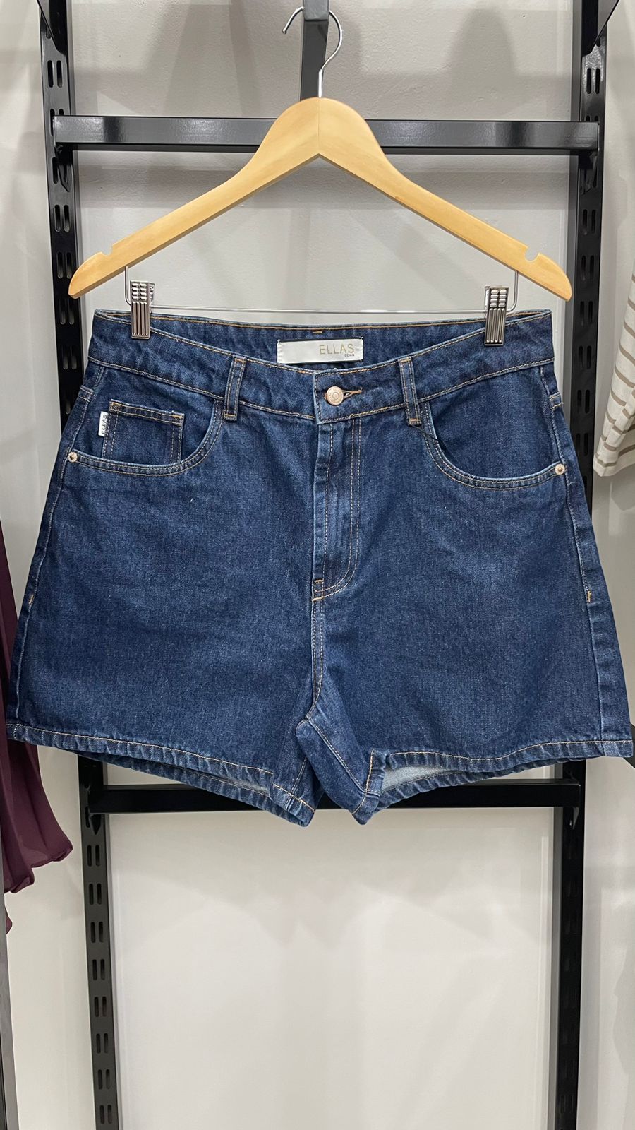 SHORT JEANS