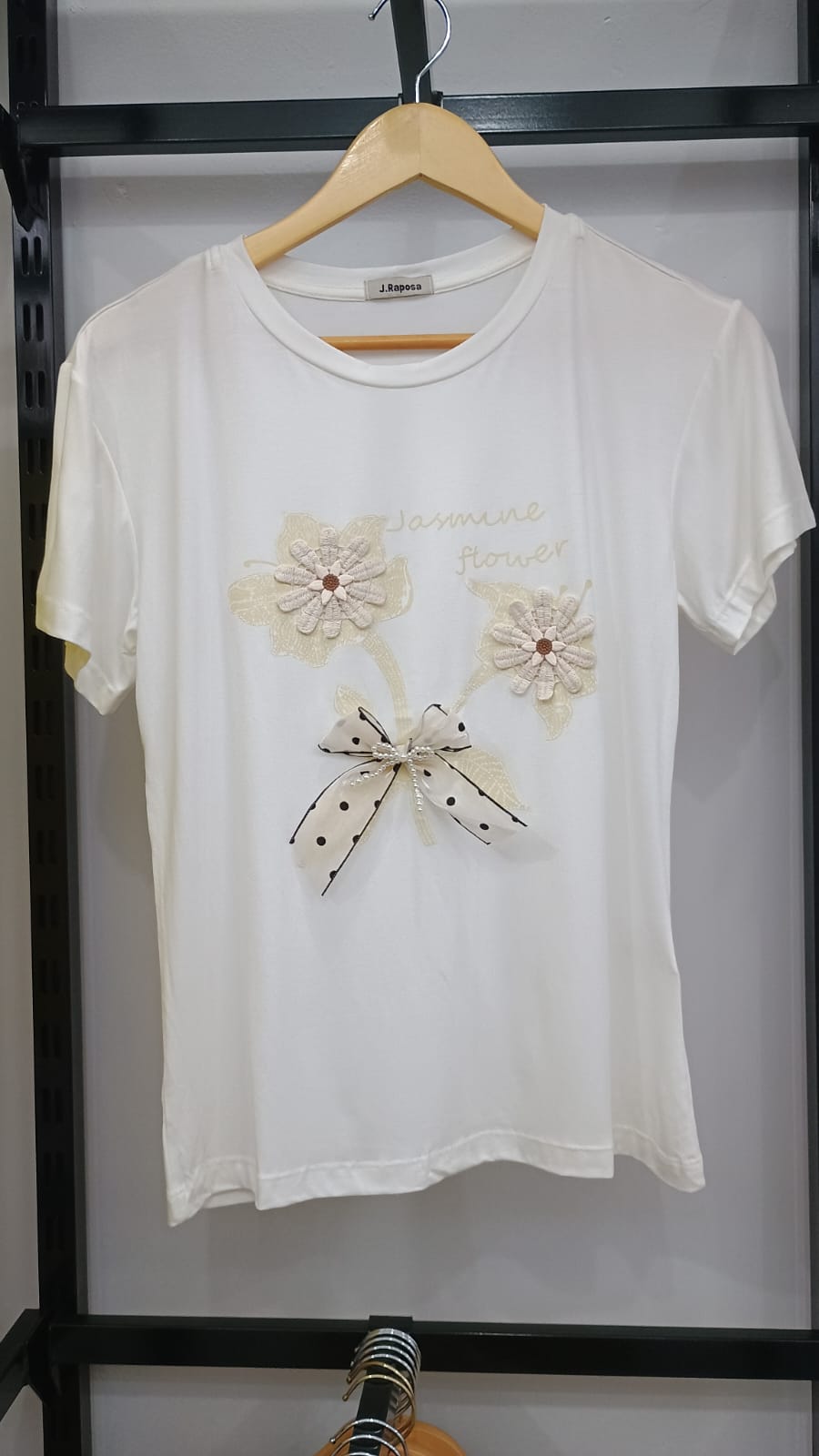 T-SHIRT BRANCA ESTAMPADA