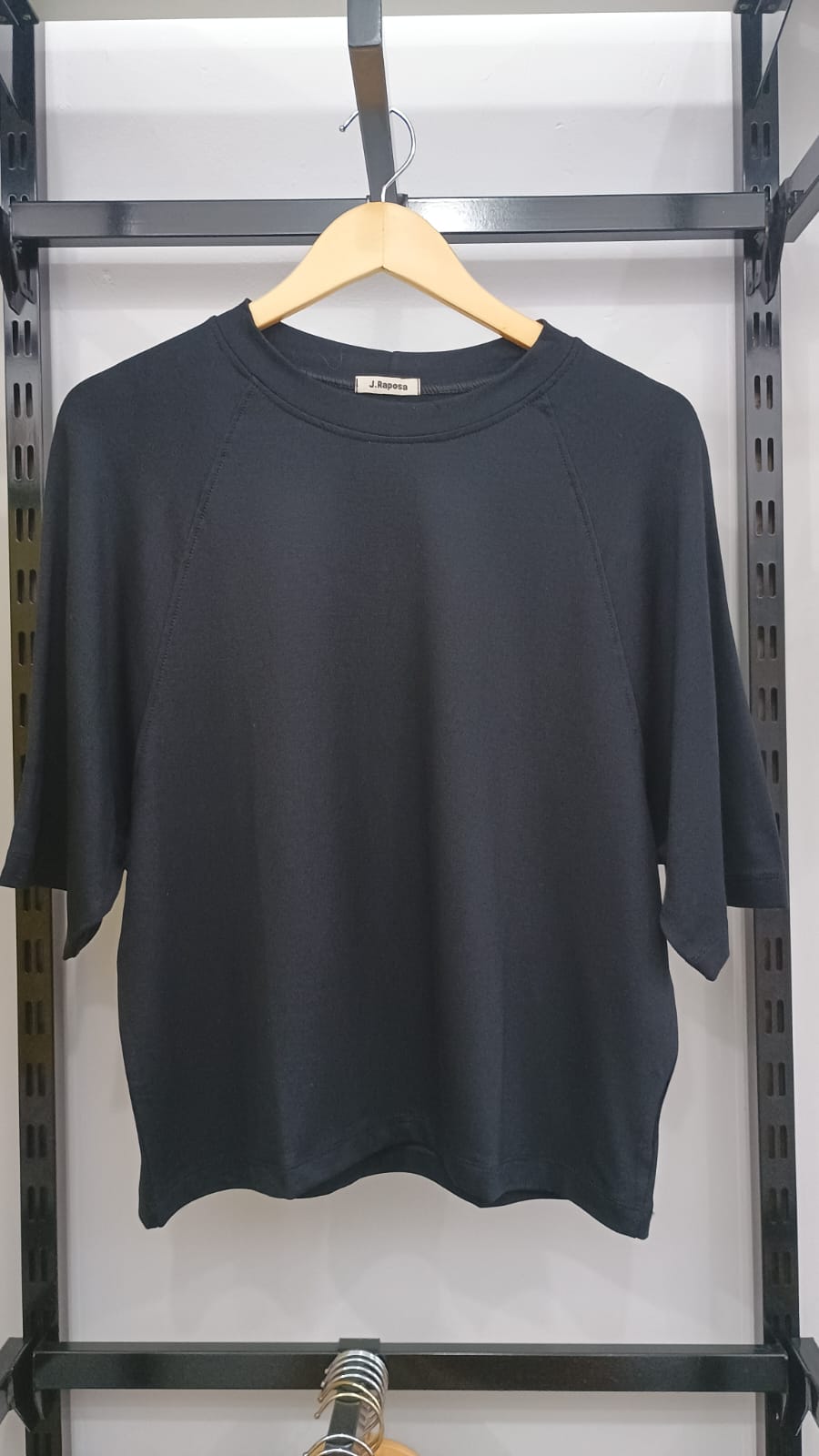 T-SHIRT PRETA L