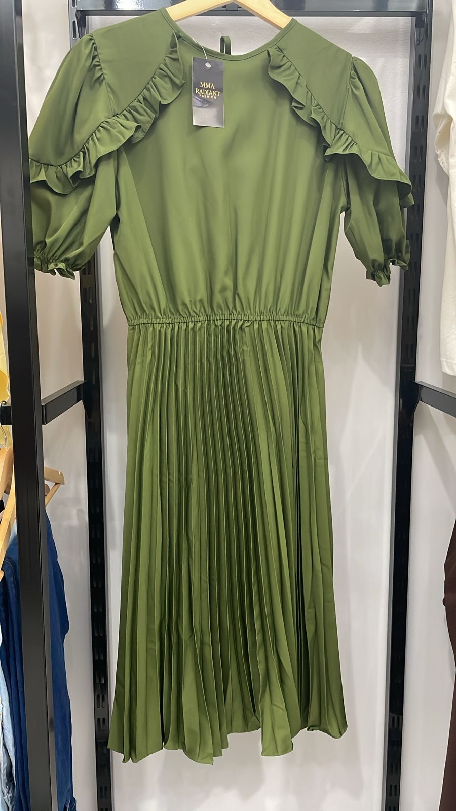 VESTIDO PREGUEADO VERDE