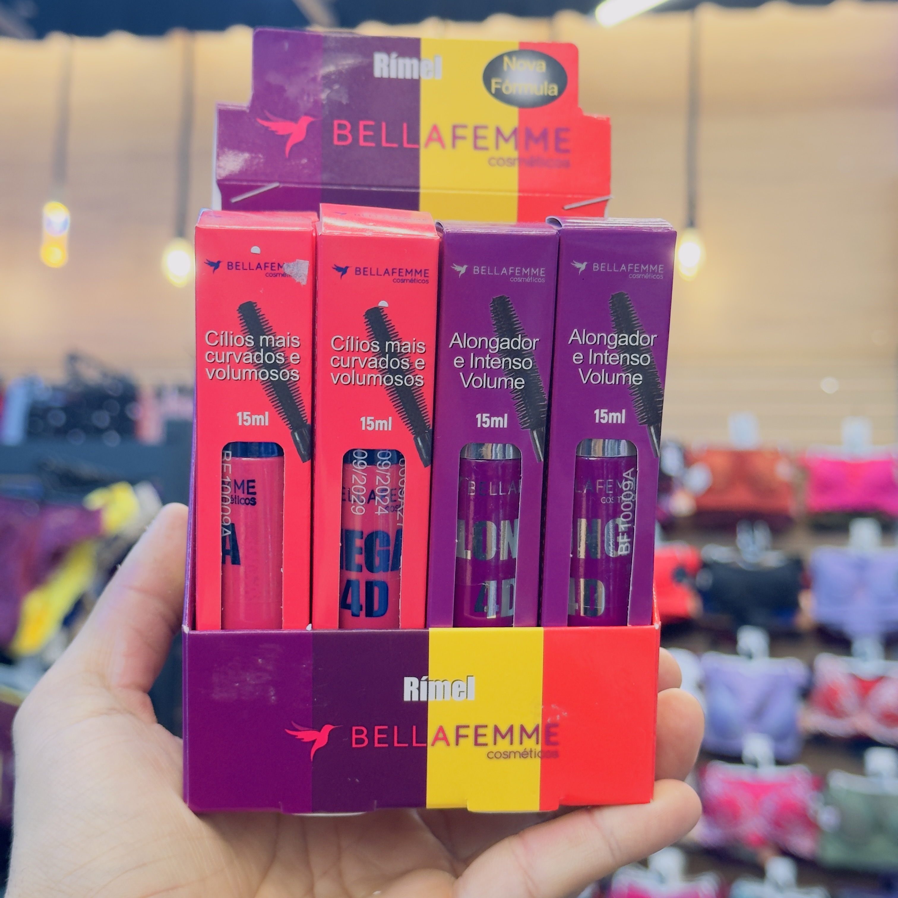 Mascara de Cilios Mega 4d Bellafemme