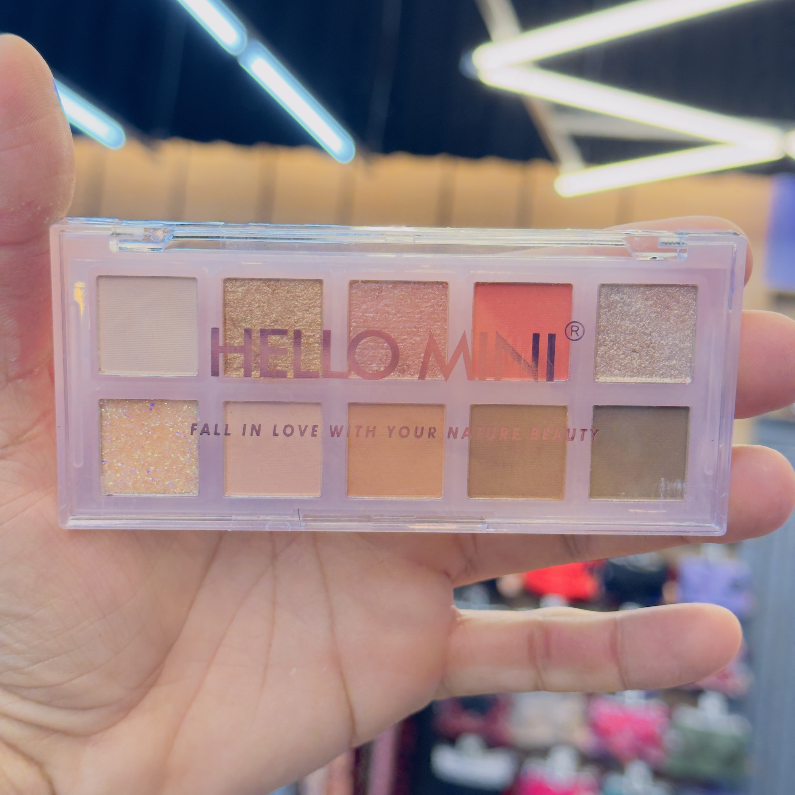 Paleta de Sombra Hello mini y153 cor 2